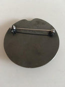 Hans Hansen Broche i Oxideret Sterling Sølv med Perler og Forgyldt Kant.