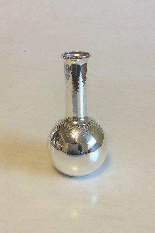 ハンセン スターリングシルバー花瓶 No 410 カール・グスタフ・ハンセン