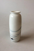 Holmegaard Atlantis vase. Hvid med blå dekoration