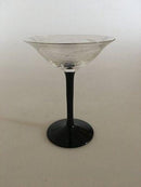 "Jane" Sortfods Likørglas med drueslibning. Holmegaard