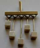 Arne Johansen的纯银现代吊坠