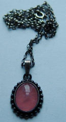 N.E. From Sterling Sølv vedhæng med Rosa Kvarts