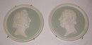 Paar Porträtteller aus Biskuit