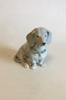 Pfeffer Porzellan, Ilse und Fritz Pfeffer. Figur af gravhund