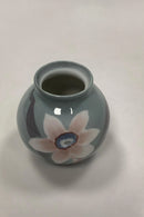 Rørstrand Art Nouveau Vase med Blomster i Relief