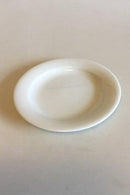 Royal Copenhagen Alev Siesbye, Hvid/Leda Kagetallerken No 617