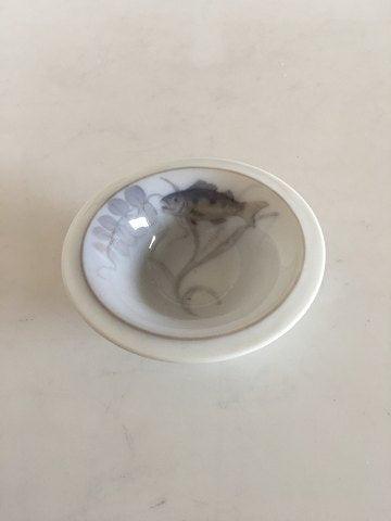 Royal Copenhagen Jugendstil Fischschale Nr. 365/2630