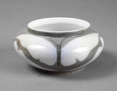 ロイヤルコペンハーゲン ジャポニズム 花と蝶 花瓶 ロイヤル