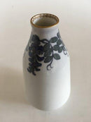 Royal Copenhagen Art Nouveau Vase med Sommerfugl No 2049/1809