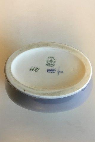 Royal Copenhagen Art Nouveau vase med Svinedrengen No 4481 PMN