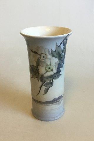 Royal Copenhagen Jugendstil-Vase Nr. 1225/887 PMN