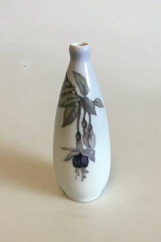 Royal Copenhagen Jugendstil-Vase Nr. 329/180 PMN
