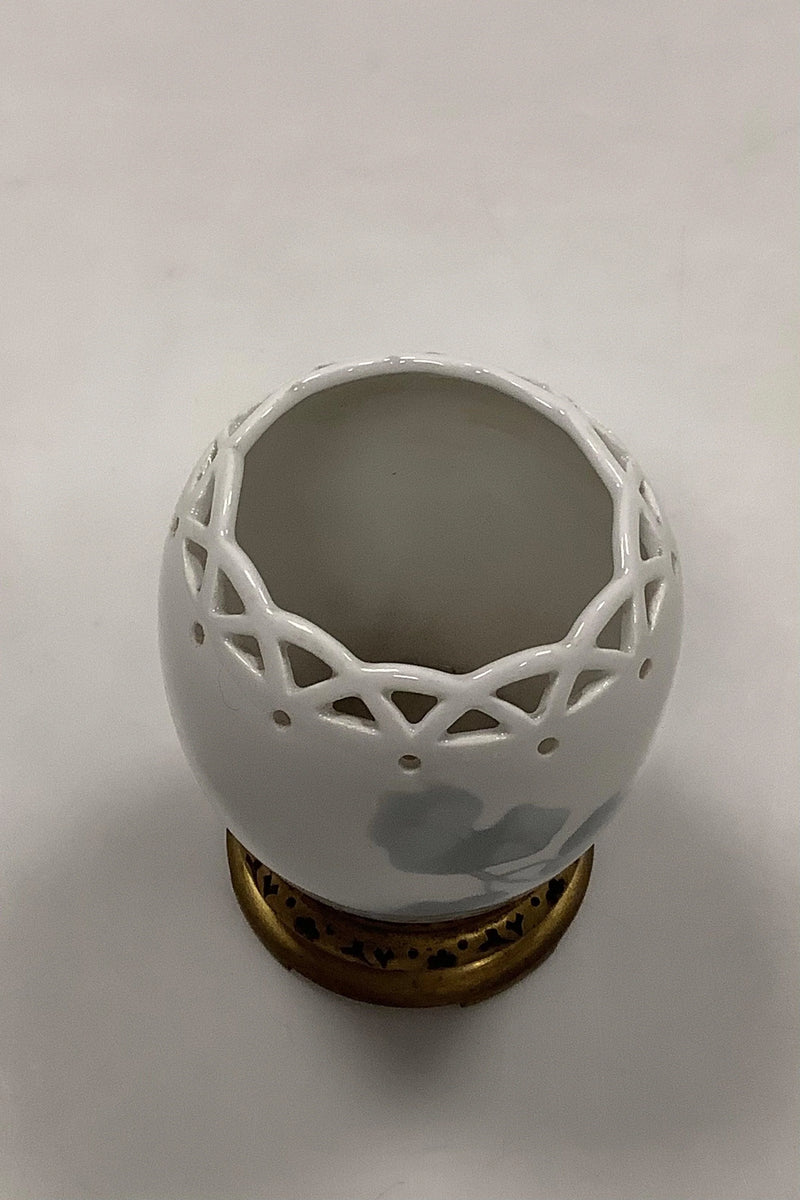 Royal Copenhagen Art Nouveua Vase med Motiv af Sølvsmed samt Bronze Stand No 974 / 225