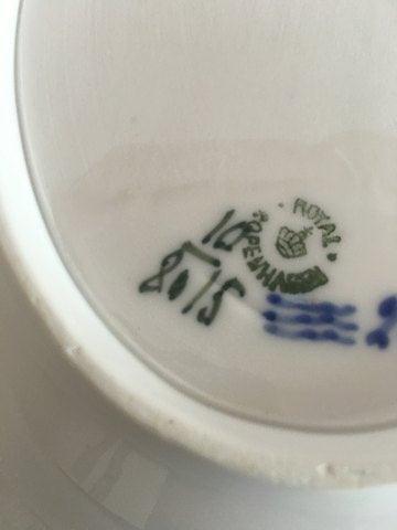 Royal Copenhagen Blå Blomst Flettet Ovalt Fad No 8015