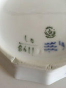 Royal Copenhagen Blå Blomst Kantet Flaskebakke No 8611