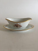 Royal Copenhagen Schlafschüssel mit brauner Rose Nr. 688/9344