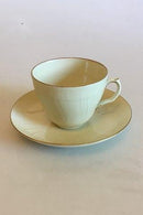 Royal Copenhagen Creme Svejfet med Guld (Stel 1235) Kaffekop og underkop No 1870