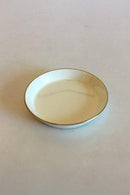 Royal Copenhagen Creme geschweißt mit Gold (Set 1235) Umschlagbecher Nr. 2422