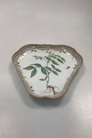 Royal Copenhagen Flora Danica 3 kantet Skål 3508