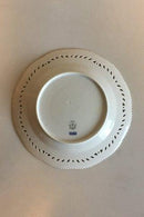 Royal Copenhagen Hvid Flora Danica / Perlestel Tallerken med gennembrudt kant No. 3554