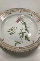 Royal Copenhagen Flora Danica Salat Tallerken No 20 / 3573h)