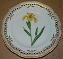 Royal Copenhagen Flora Danica Spisetallerkener med gennembrudt kandt No 3553