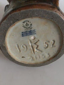 Royal Copenhagen Knud Kyhn Steingut Affe mit Schmetterling Nr. 20153