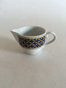 Royal Copenhagen Liselund Dunkelblau Creme Krug Nr. 394