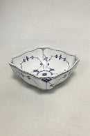 ロイヤルコペンハーゲン ブルーフルーテッドハーフレーススクエアボウル No 581