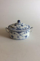 Royal Copenhagen Blaue kannelierte Halbmond-Zuckerdose Nr. 685
