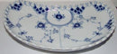 Royal Copenhagen Blaue geriffelte Halbmondschalen Nr. 1173
