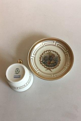 Royal Copenhagen Mytologisk dekoration med Amor Mokkakop