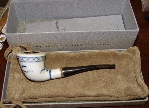Royal Copenhagen Pibe i original æsk og læderpose