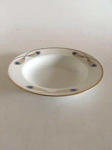 Royal Copenhagen Stel No 118 Dyb Suppetallerken Påfugl med Guldkant
