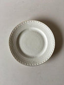 Royal Copenhagen Tradition Weiß Halb-Londe mit Goldrand Käseteller Nr. 574