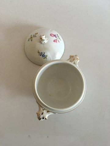 Royal Copenhagen Trelleborg Sukkerskål No 1680