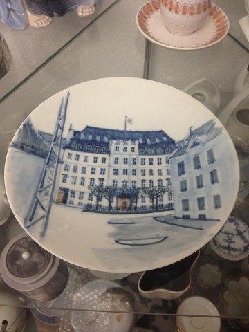 ロイヤルコペンハーゲン ウニカ ボウル ラーズ・スウェイン作