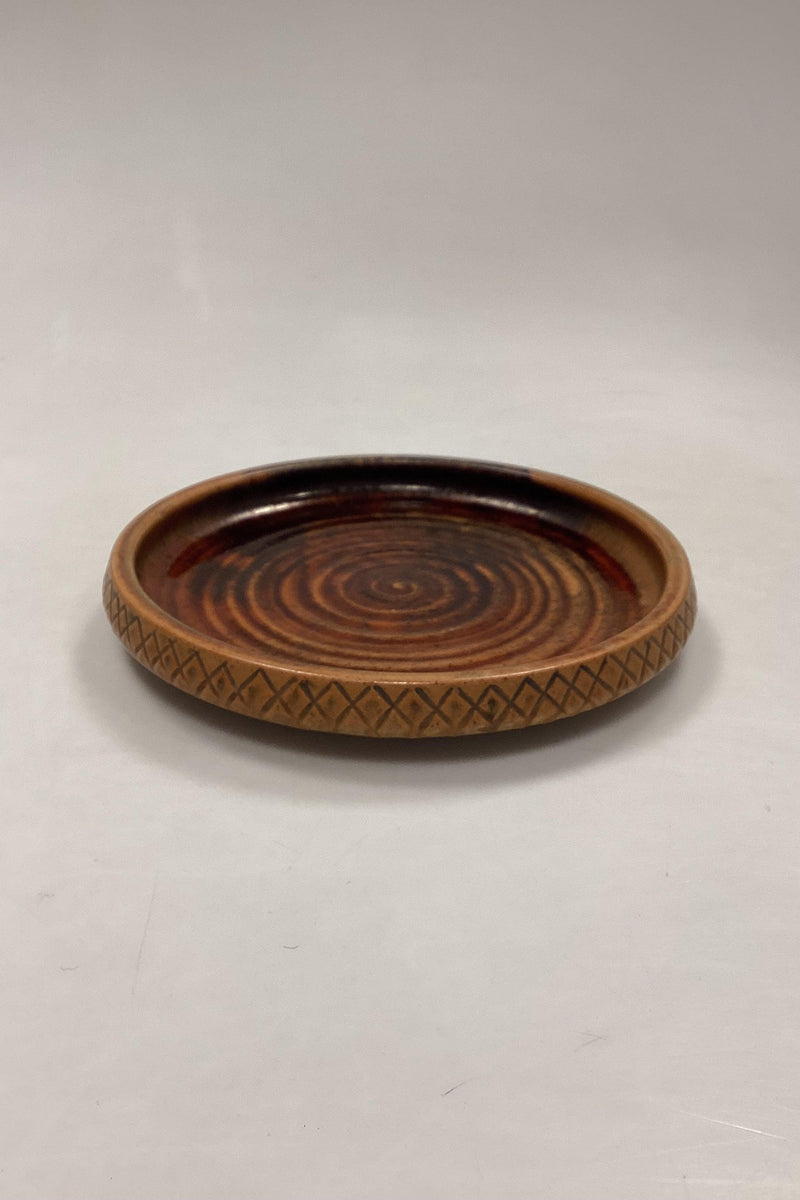 Stentøjsskål af Ejvind Nielsen