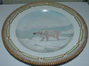 VI KØBER Royal Copenhagen Flora Danica Jagt Tallerken med Isbjørn No 239/3549
