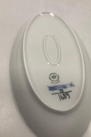 Royal Copenhagen Blå Blomst Svejfet Oval Asiet No 1689