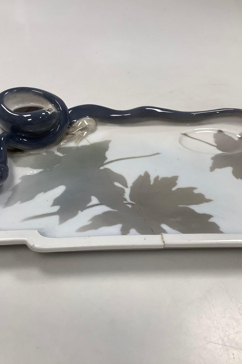 Royal Copenhagen Blækhus Bakke No 19 med Slange og Frø