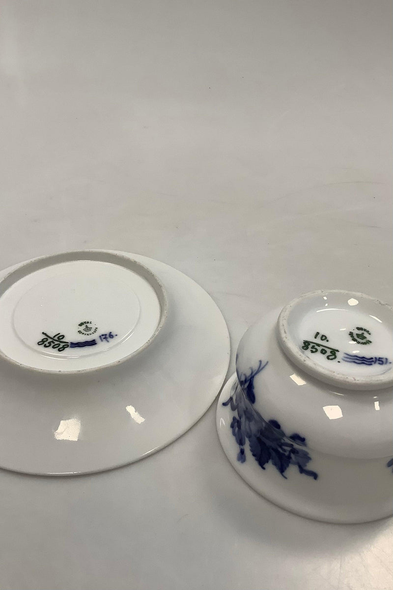 Royal Copenhagen Blå Blomst Fransk Kop No. 8508