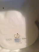 Royal Copenhagen Overglasur figur af dame fra Færøerne No 12221