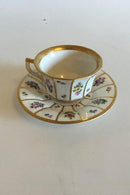 Royal Copenhagen Henriette Kaffeetasse und Untertasse Nr. 8562