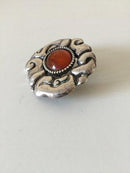 Thorvald Bindesbøll broche fra Holger Kysters Værksted med Sten