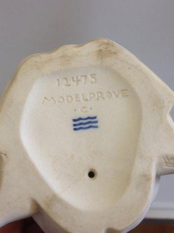 Royal Copenhagen figur Sytten år No 12475 Prøve model