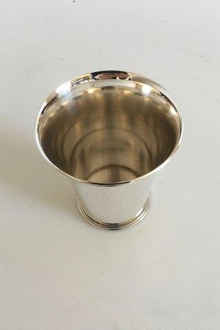 Georg Jensen Sterling Sølv Harald Nielsen Krus No 671C.