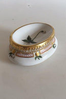 Tidlig Royal Copenhagen Flora Danica Salt Kar No 3557 fra 1870's