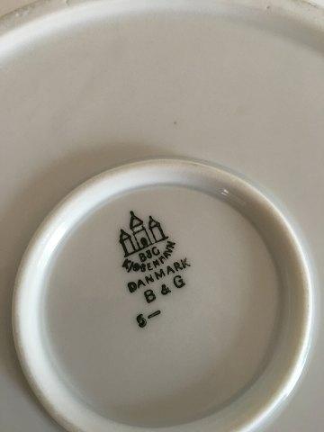 Bing og Grøndahl Elegance, Hvid Lågfad No 5