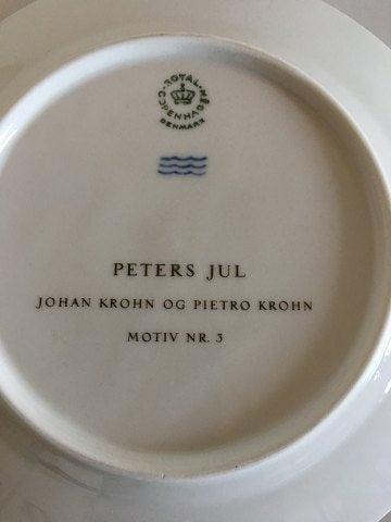 Royal Copenhagen Peters Jul Tallerken Motiv no. 3.